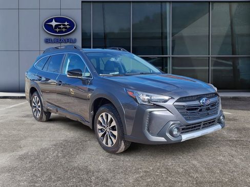 Certified 2025 Subaru Outback Limited w/ Popular Package #2 image 3