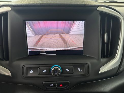 Certified 2022 GMC Terrain SLE w/ Driver Convenience Package image 15