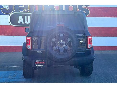 Used 2024 Ford Bronco Black Diamond image 4