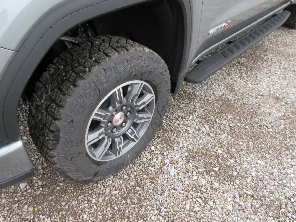 New 2026 GMC Sierra 1500 AT4 w/ AT4 Premium Package AWD/4WD image 12