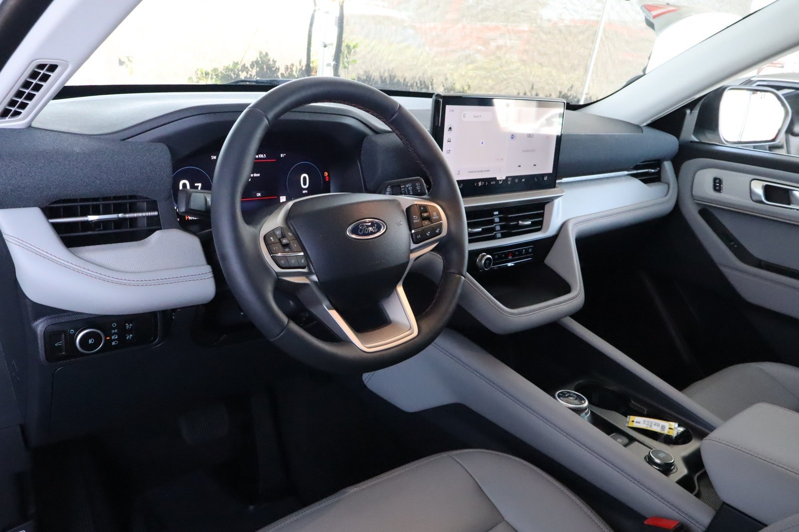 Used 2026 Ford Explorer Active w/ Active Comfort Package AWD/4WD image 17