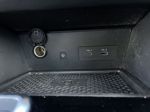 Used 2024 Nissan Pathfinder Platinum image 27