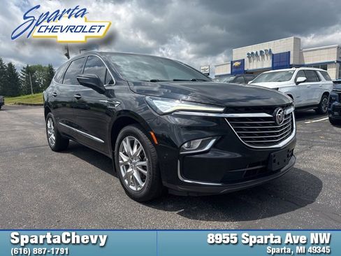 Used 2023 Buick Enclave Premium image 1