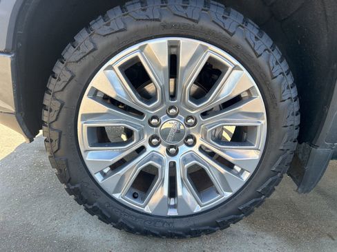 Used 2021 GMC Sierra 1500 Denali w/ Denali Ultimate Package AWD/4WD image 27