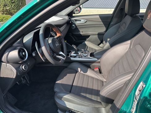 New 2025 Alfa Romeo Giulia Intensa w/ Driving Assist Package image 12