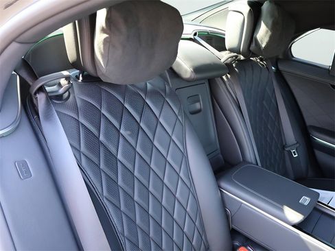 Used 2022 Mercedes-Benz S 500 4MATIC image 14