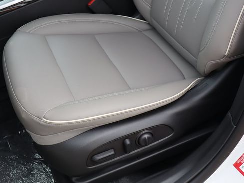 New 2026 Buick Envista Preferred FWD image 11