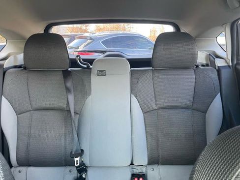 Used 2018 Subaru Crosstrek 2.0i image 28