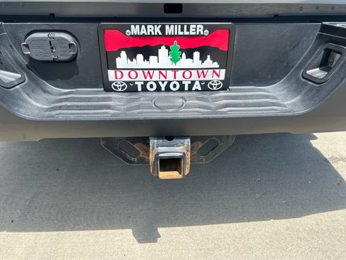 Used 2019 Toyota Tundra SR5 AWD/4WD image 28