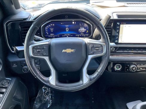 Certified 2022 Chevrolet Silverado 1500 LT image 5