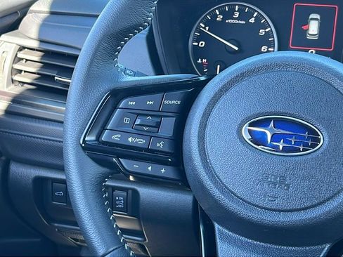 Certified 2025 Subaru Forester Premium image 28