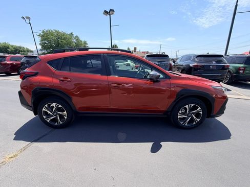 Used 2024 Subaru Crosstrek 2.0i Premium AWD/4WD image 3