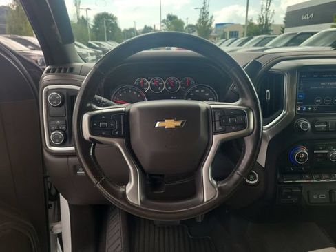 Used 2019 Chevrolet Silverado 1500 LT w/ All-Star Edition RWD image 10