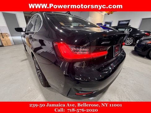 Used 2019 BMW 330i xDrive Sedan w/ Convenience Package image 5
