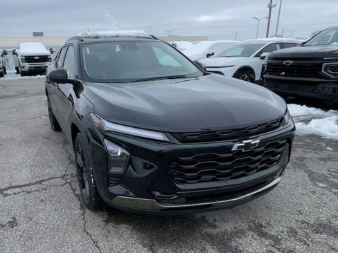 New 2026 Chevrolet Trax ACTIV w/ Sunroof Package image 4