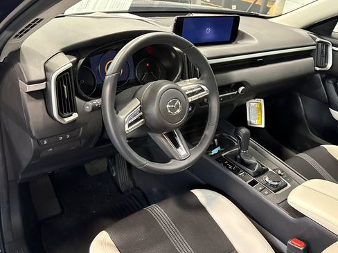 Used 2026 MAZDA CX-50 AWD 2.5 S w/ Preferred Pkg image 4