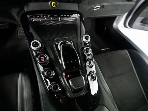 Used 2018 Mercedes-Benz AMG GT R image 23