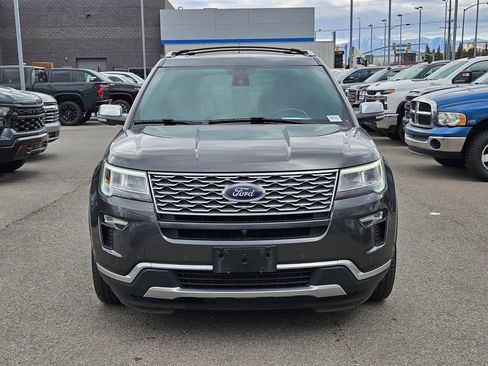 Used 2018 Ford Explorer Platinum image 11