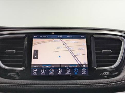 Used 2018 Chrysler Pacifica Limited w/ Advanced Safetytec Group image 27