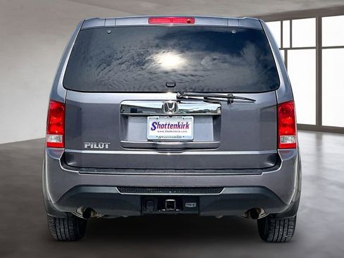 Used 2015 Honda Pilot LX image 5
