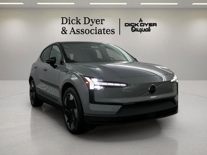 New 2026 Volvo EX30 Plus w/ Protection Package Premier