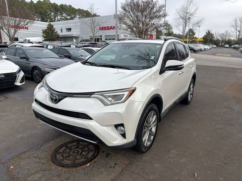 Used 2017 Toyota RAV4 Limited image 3
