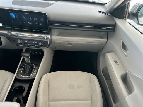 Used 2024 Hyundai Kona SEL FWD image 31