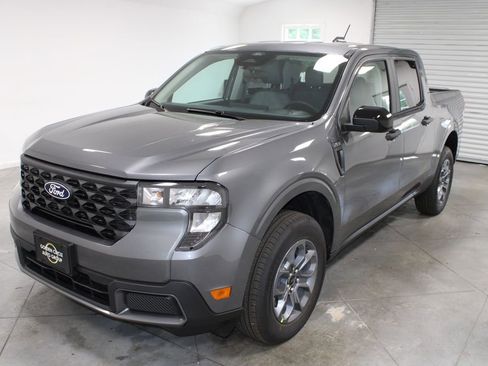 New 2026 Ford Maverick XLT AWD/4WD image 3