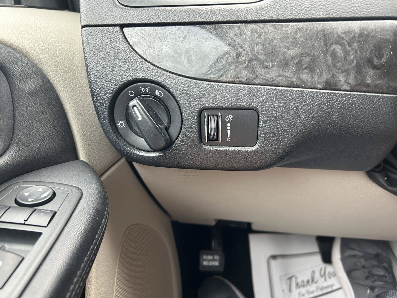 Used 2014 Dodge Grand Caravan SXT FWD image 23