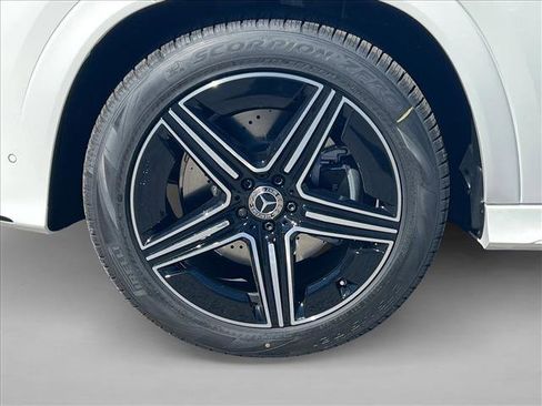 New 2026 Mercedes-Benz GLE 450 GLE 450 image 10