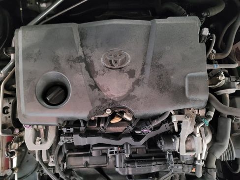 Used 2018 Toyota Camry LE image 30