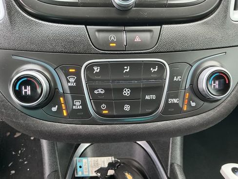 Used 2023 Chevrolet Malibu LT image 51