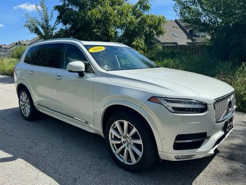 Used 2016 Volvo XC90 T6 Inscription w/ Vision Package AWD/4WD image 4