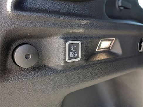 New 2025 Jeep Grand Cherokee L Limited image 32