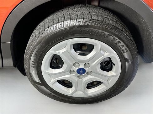 Used 2019 Ford Escape S image 28