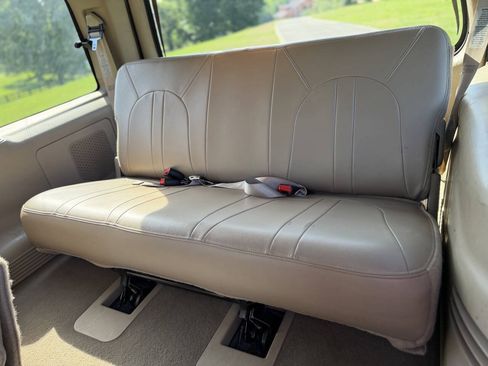 Used 2001 Ford Expedition Eddie Bauer RWD image 17