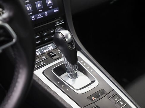 Used 2019 Porsche 911 Carrera image 36
