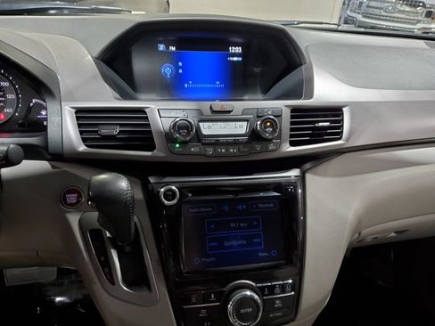 Used 2016 Honda Odyssey Touring image 29