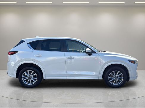 Certified 2024 MAZDA CX-5 AWD 2.5 S w/ Preferred Package image 5