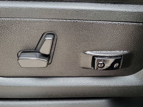 Used 2022 RAM 2500 Laramie w/ Night Edition image 20