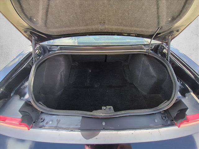 Used 2013 Dodge Challenger R/T RWD image 6