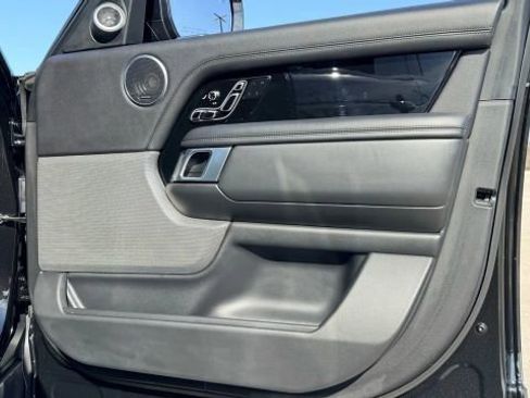 Used 2020 Land Rover Range Rover HSE image 20