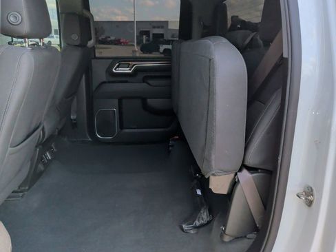 Used 2024 Chevrolet Silverado 2500 LT image 33