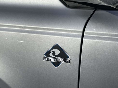 Used 2023 Ford Bronco Outer Banks image 12