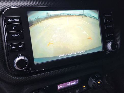 Certified 2022 Nissan Kicks SV image 18