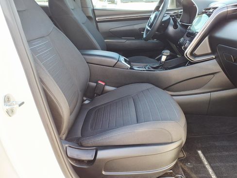 Used 2022 Hyundai Santa Cruz SEL FWD image 11