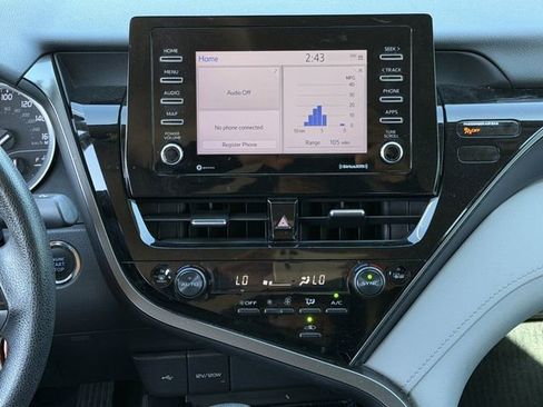 Used 2022 Toyota Camry LE image 17