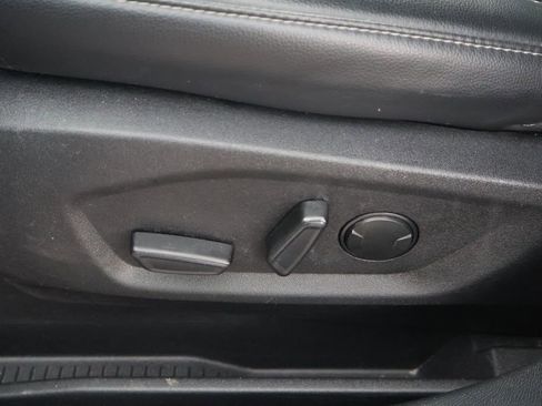 Used 2024 Ford Edge SEL AWD/4WD image 15