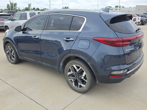 Used 2021 Kia Sportage EX FWD image 3