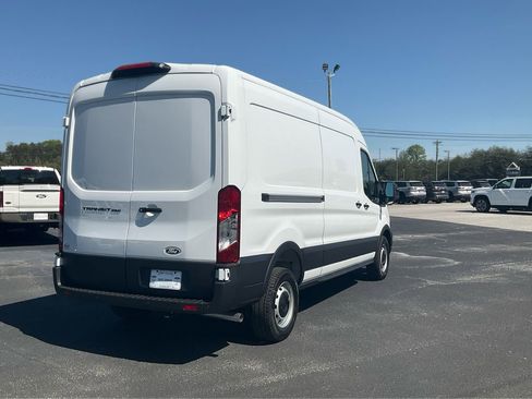 New 2026 Ford Transit 250 148 Medium Roof RWD image 5